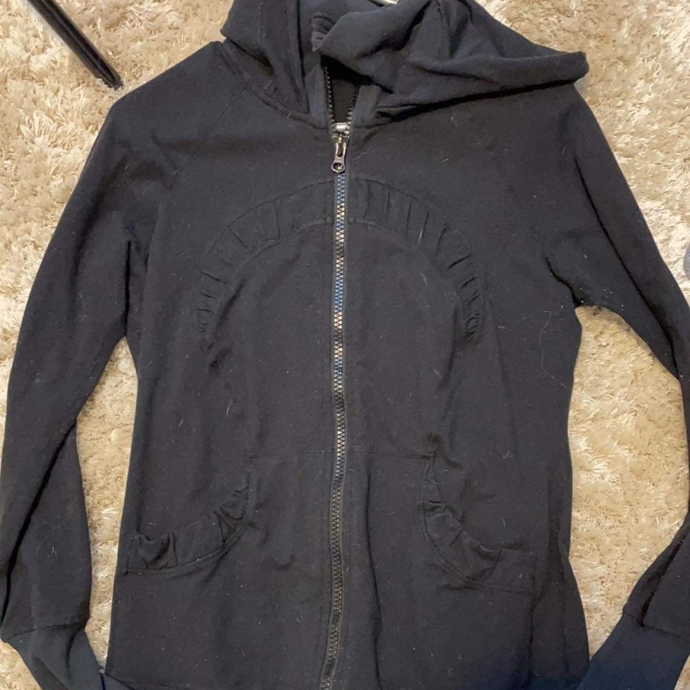 Size 10 black lululemon sweater